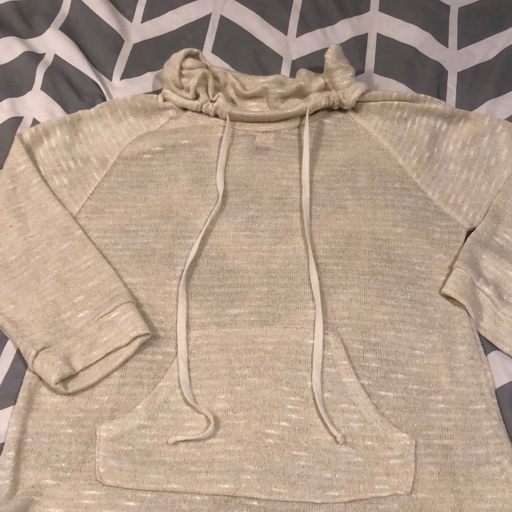 EXCELLENT COND, COWL NECK, SPARKLY, PULL OVER